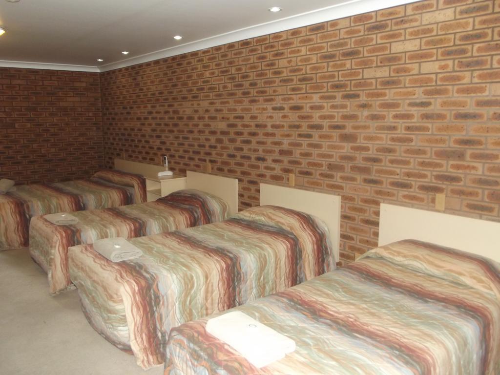 Cobar Town & Country Motor Inn Chambre photo