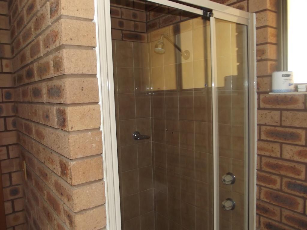 Cobar Town & Country Motor Inn Chambre photo